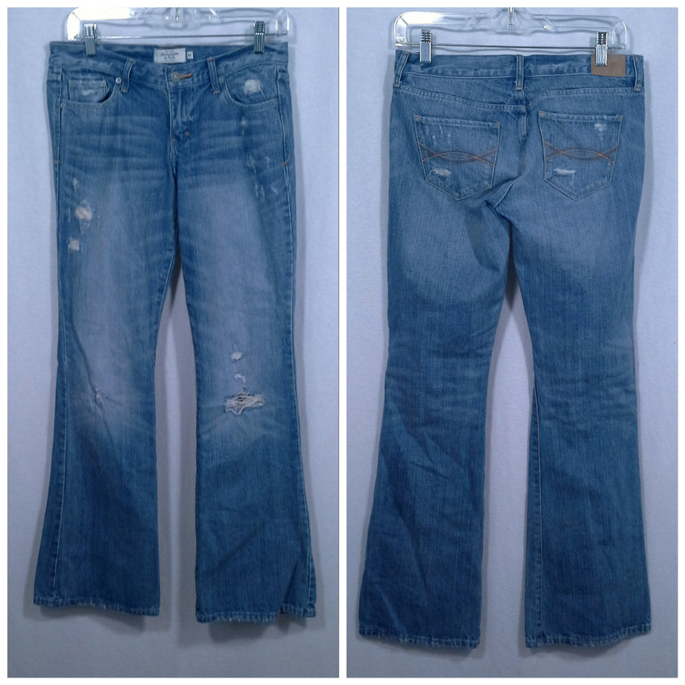 Abercrombie & Fitch jeans Sz 4R Madison Boot cut Low rise Distressed Lt med blue